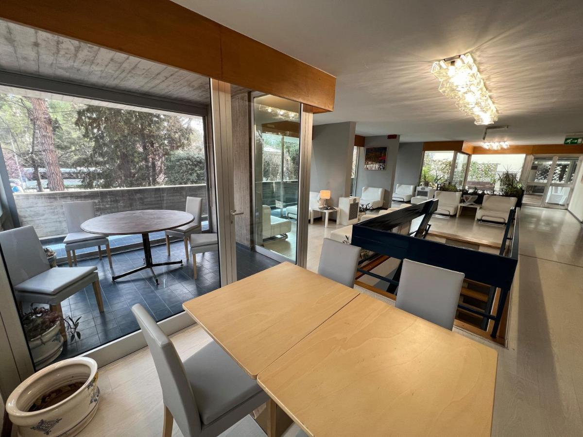 Hotel Abruzzi Teramo Bagian luar foto