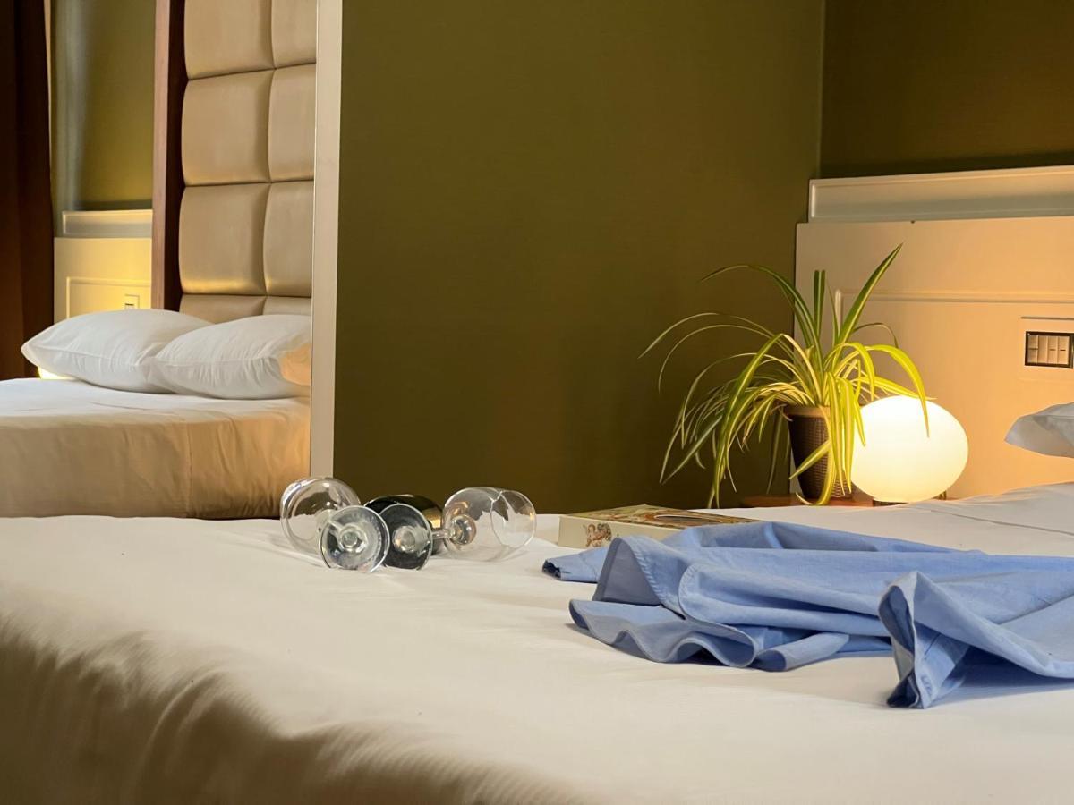 Hotel Abruzzi Teramo Bagian luar foto