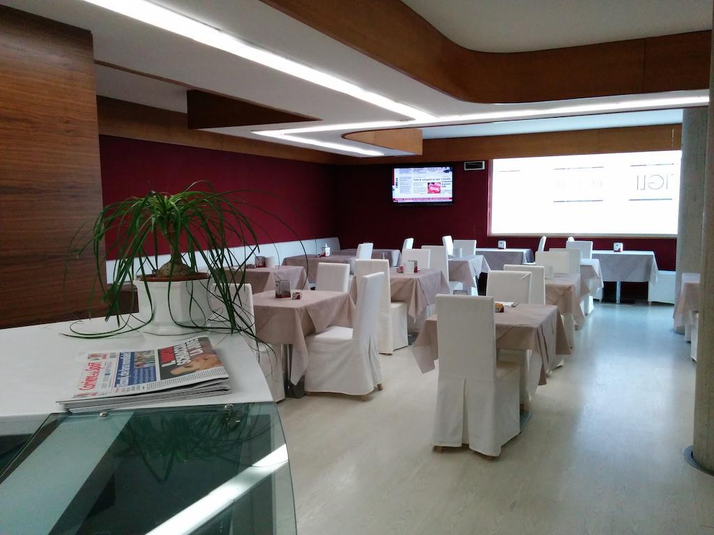 Hotel Abruzzi Teramo Bagian luar foto